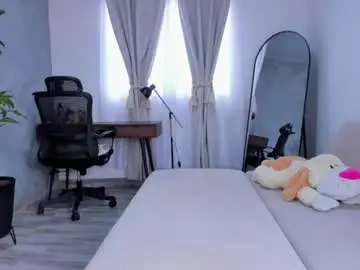 Nashlyfontanna  live sex cam
