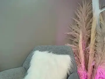 Vaiolett_smith  live sex cam