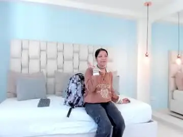 Vayra_moon  live sex cam