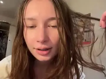 Chanterasanen  live sex cam
