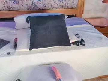 Emily_dempsey  live sex cam