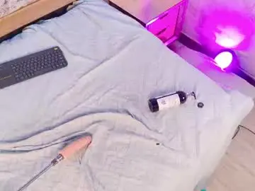 Emily_dempsey  live sex cam