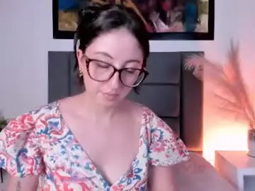 Emilyywatson  live sex cam