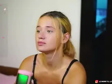 Emmyfoxx_  live sex cam