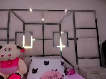 Issysleblanc  live sex cam