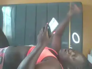 Ladyblossoms19  live sex cam