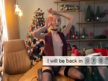 Mayasnoww  live sex cam