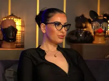 Mistresskellykent  live sex cam