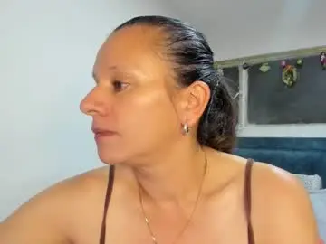 Sofi_saliva2511  live sex cam