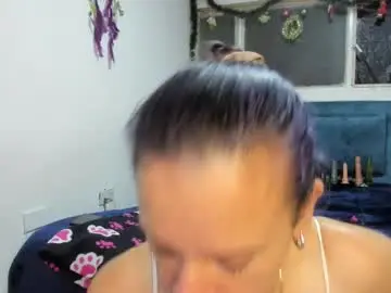 Sofi_saliva2511  live sex cam