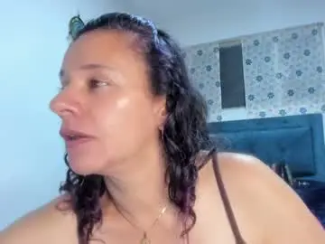 Sofi_saliva2511  live sex cam