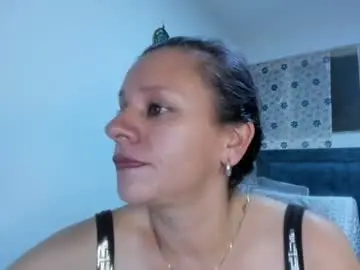 Sofi_saliva2511  live sex cam