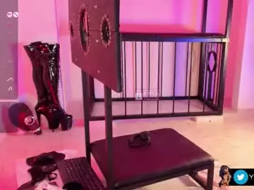 Yourgirlia_  live sex cam