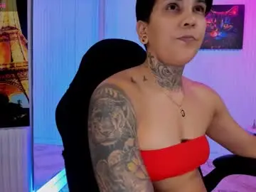 Zhoestrong  live sex cam
