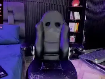 Zhoestrong  live sex cam