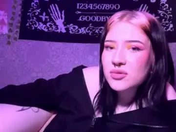 Alisha_sky_  live sex cam