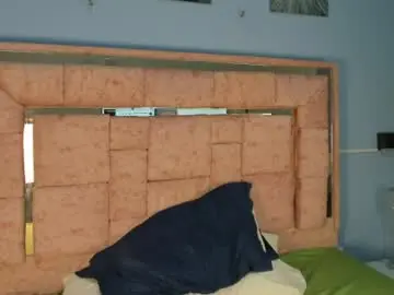 Aura_verde  live sex cam