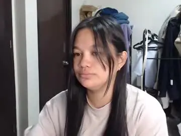 Bigtits_prettyass  live sex cam