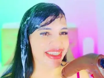 Charlootteevans  live sex cam
