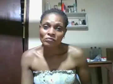 Ebonyqueen4  live sex cam