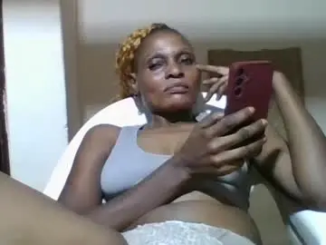 Ebonyqueen4  live sex cam