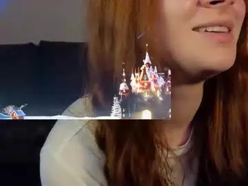 Freckle_diyana  live sex cam