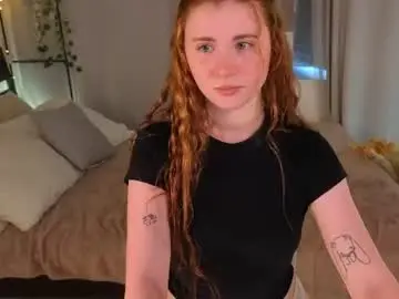Freckle_diyana  live sex cam