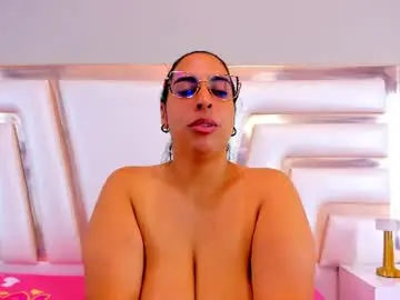 Geminisclark  live sex cam