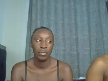 Kinky_leila  live sex cam