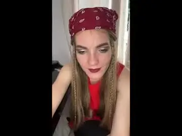 Regeniamccornack  live sex cam