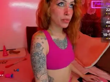 Saramatiss  live sex cam