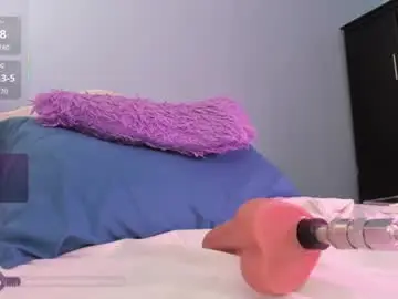 Yessy_kiss  live sex cam