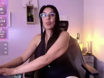 Zuzana21  live sex cam