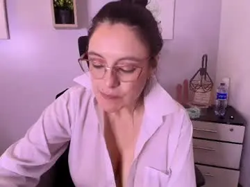 Zuzana21  live sex cam