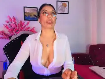 Zuzana21  live sex cam