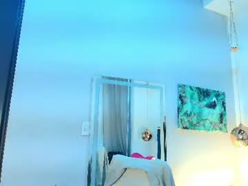 Zuzana21  live sex cam