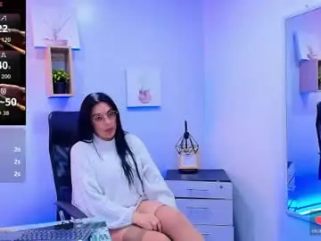 Zuzana21  live sex cam
