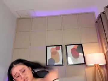 Amber_gold113  live sex cam