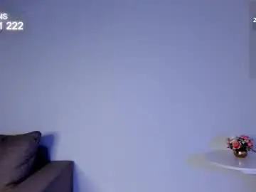 Amiaka  live sex cam