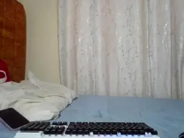 Baddies254  live sex cam