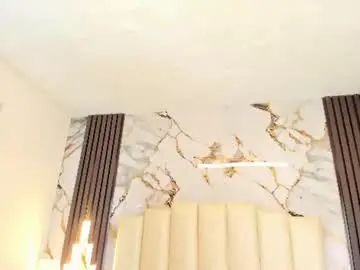 Brianasky  live sex cam