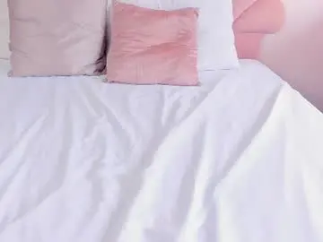 Cherrymyla  live sex cam