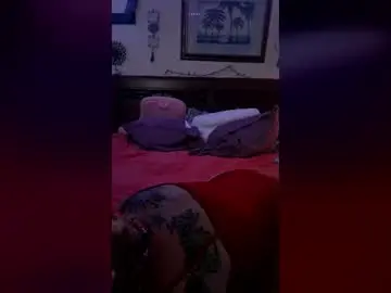 Kandilove2369  live sex cam