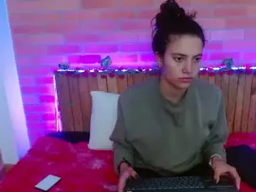 Kikimia  live sex cam