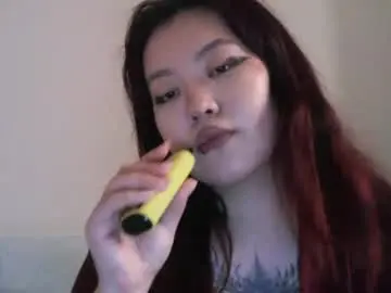 Kiradrip  live sex cam