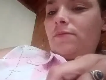 Martinhopetaylor  live sex cam