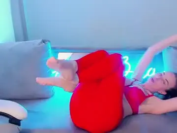 Nikki_blondiee  live sex cam