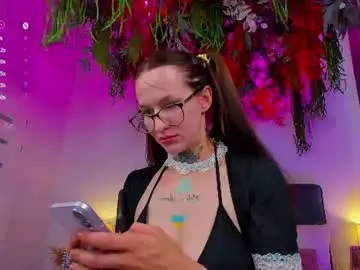 Palmlora  live sex cam