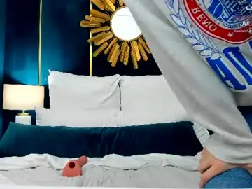Palmlora  live sex cam