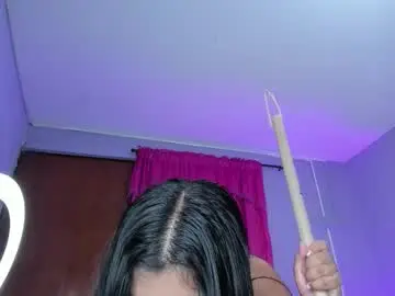 Rossluu  live sex cam